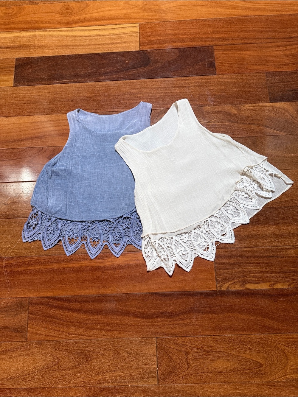 Lace Hem Tank Tops - Blue & Cream